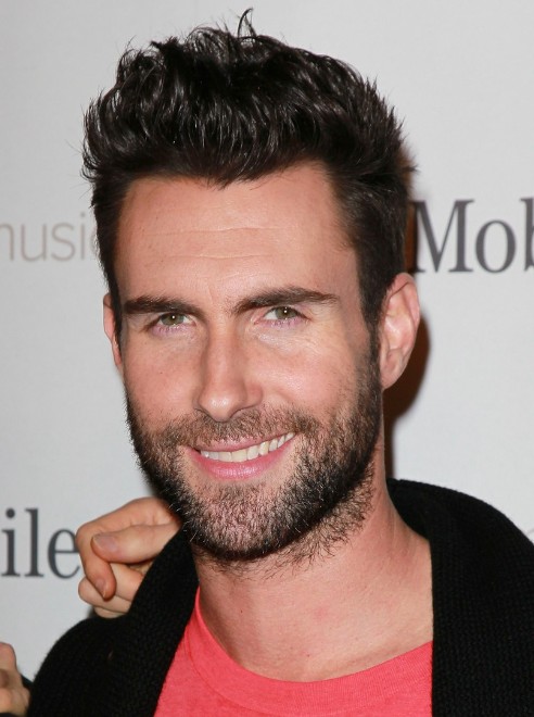 Adam Levine Oblong